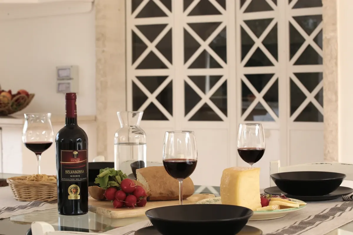 The veranda table, with Salento wine, bread and cheese
